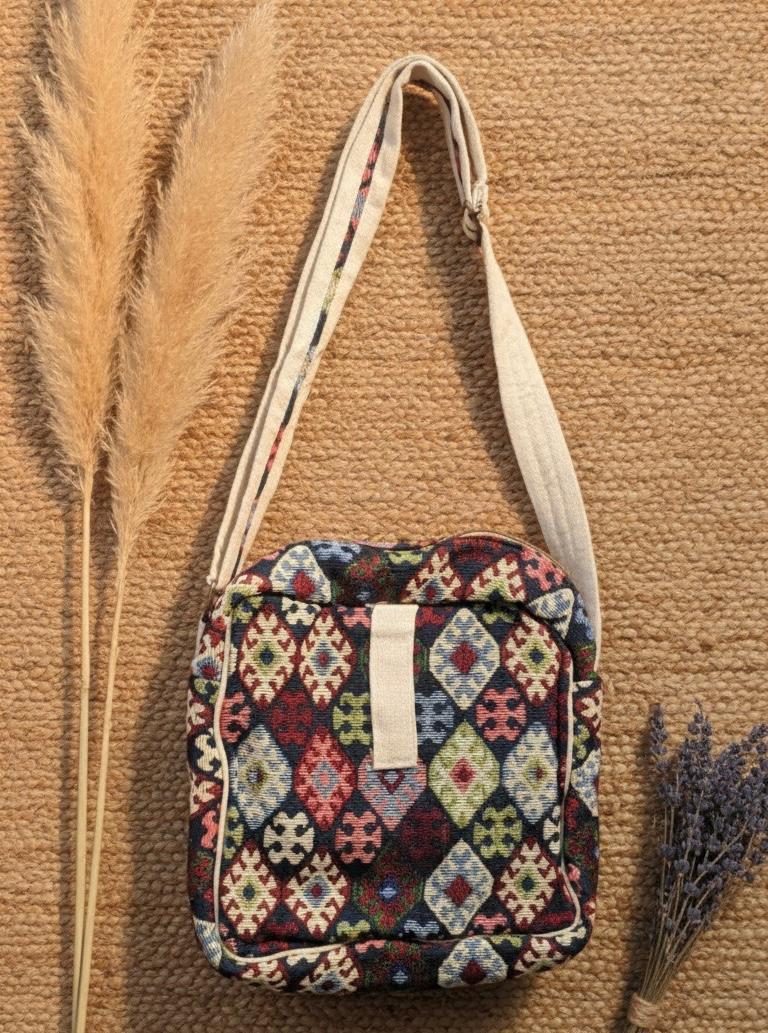 Himalayan Hemp Sling Bag - Image 3